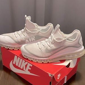 Nike Air Max More- White, Metallic Silver, Grey